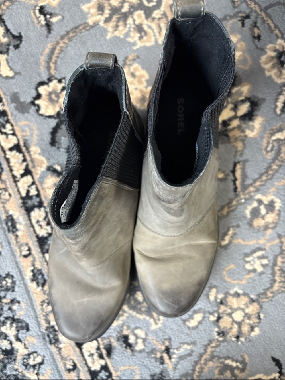 Sorel Women's Gray Chelsea Booties with heel